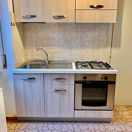 Appartement Viale Italia - 2/3